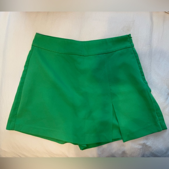 Flying Tomato Pants - Women's Green Pleated Skort Shorts